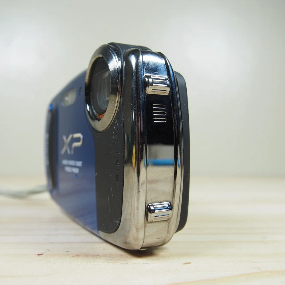 Fujifilm FinePix XP50 14.4MP Digital Camera Bundle Blue W/Charger + Battery‎ EUC